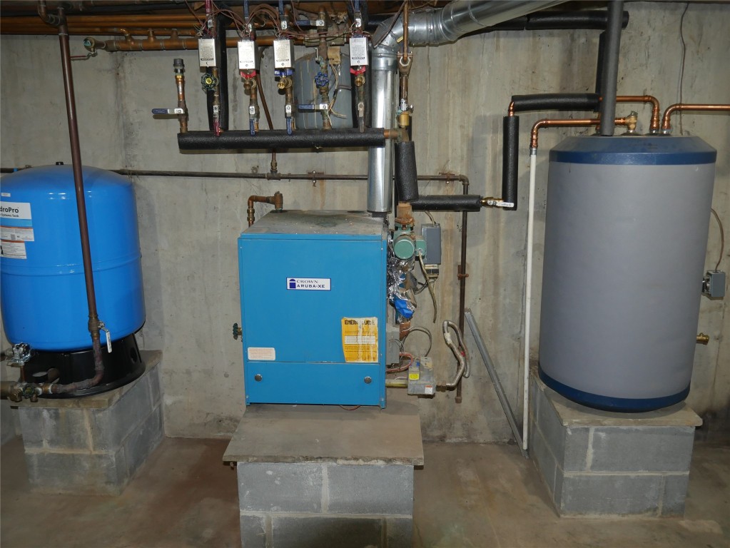 5297 Day Hollow Road Endicott, NY 13760 - Photo 33 of 37