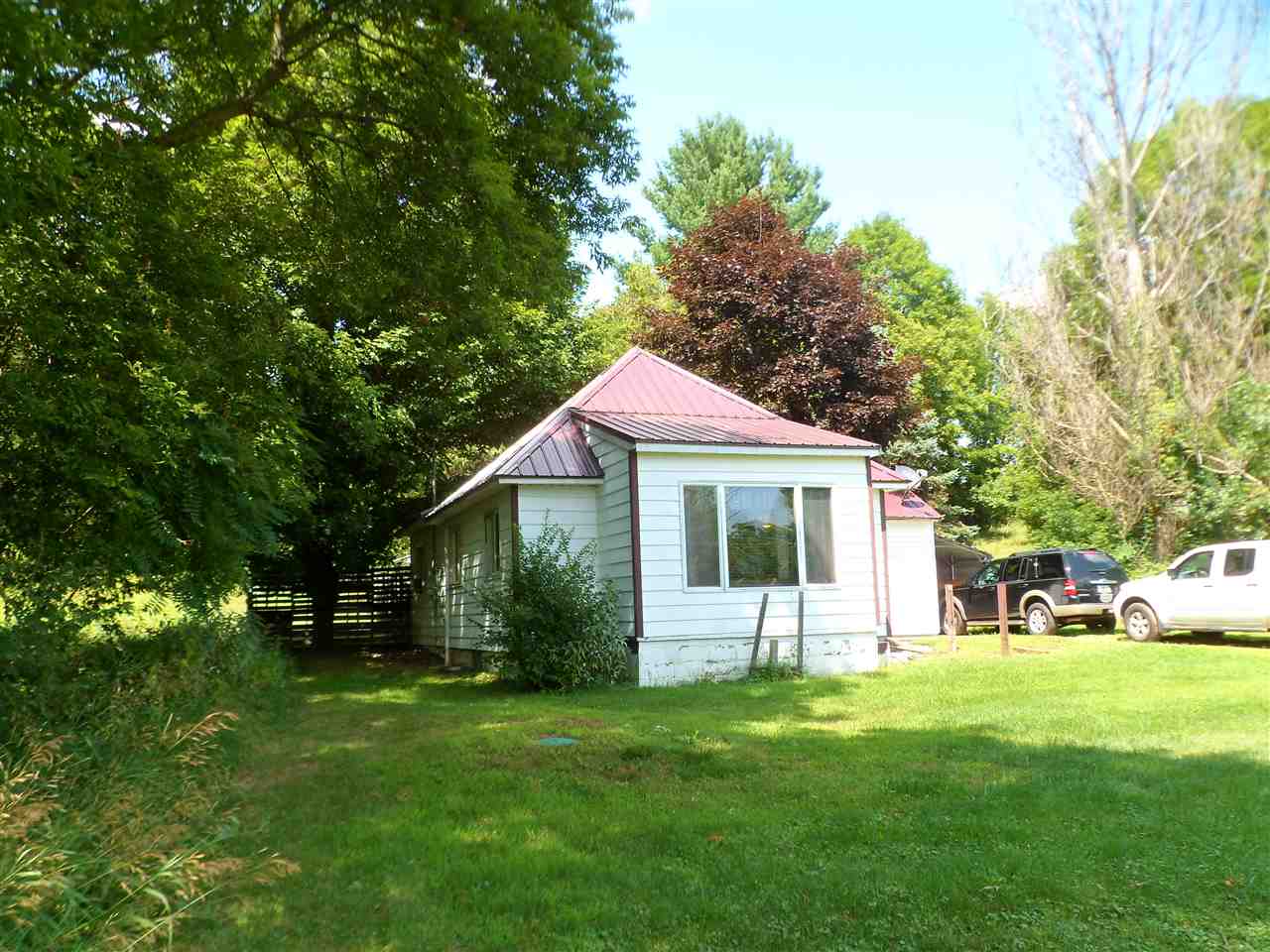 1208 West Millbrook Road Blanchard, MI 49310 - Photo 12 of 12 1865596-11.JPG