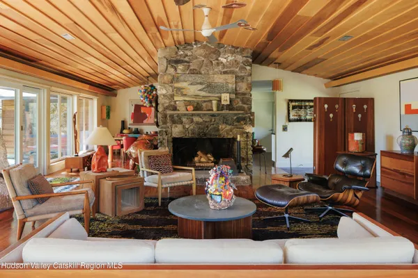 $3,350,000 | 411 Texas Hill Road, Hillsdale, NY 12521