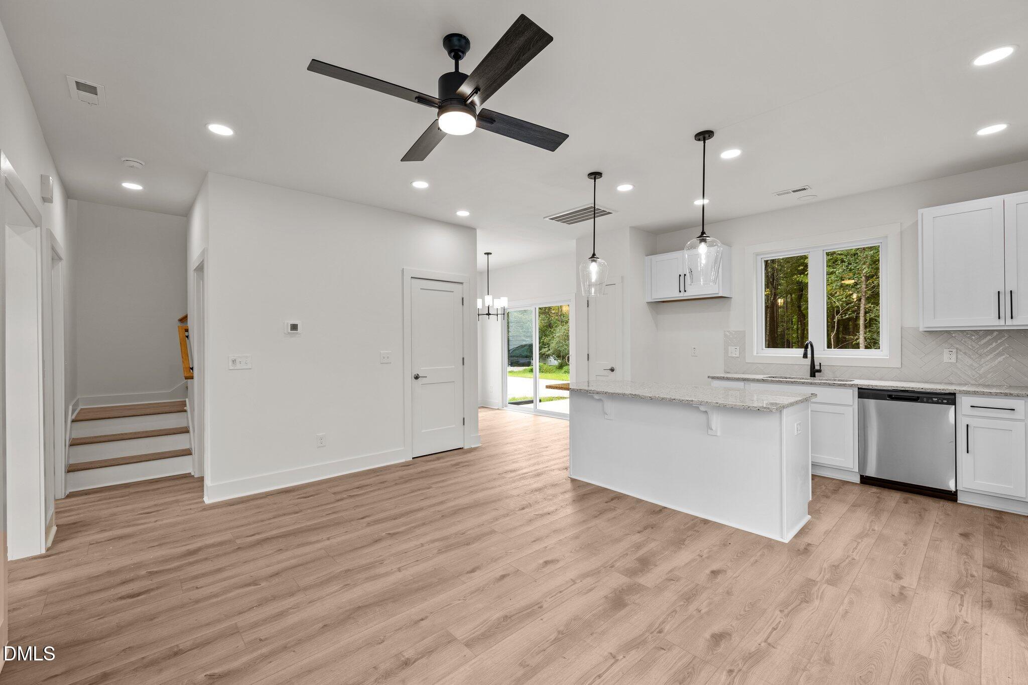 2002 B Riddle Road Durham, NC 27713 - Photo 5 of 26 04