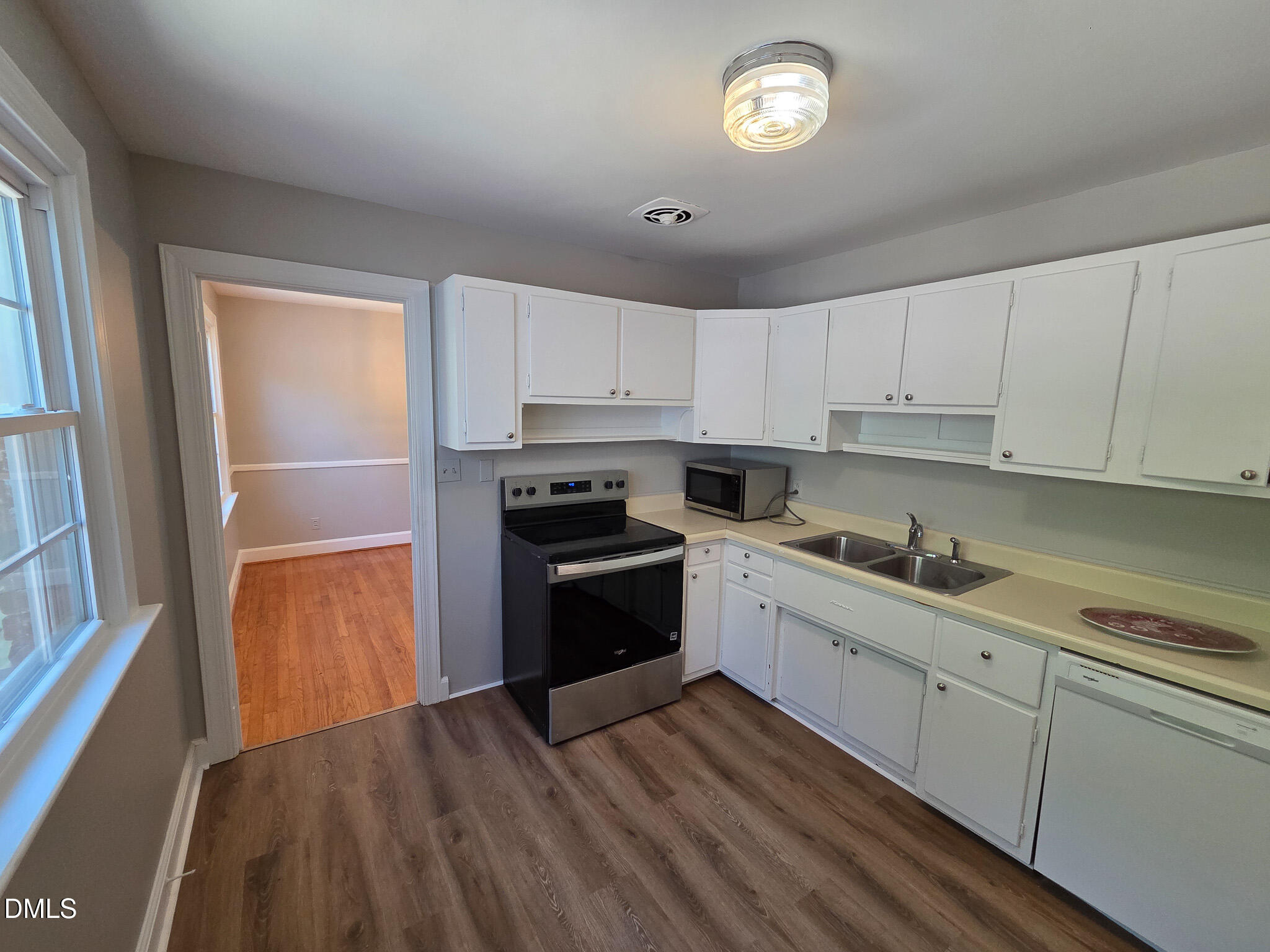 3428 Wade Avenue Raleigh, NC 27607 - Photo 11 of 33 20260615_140455