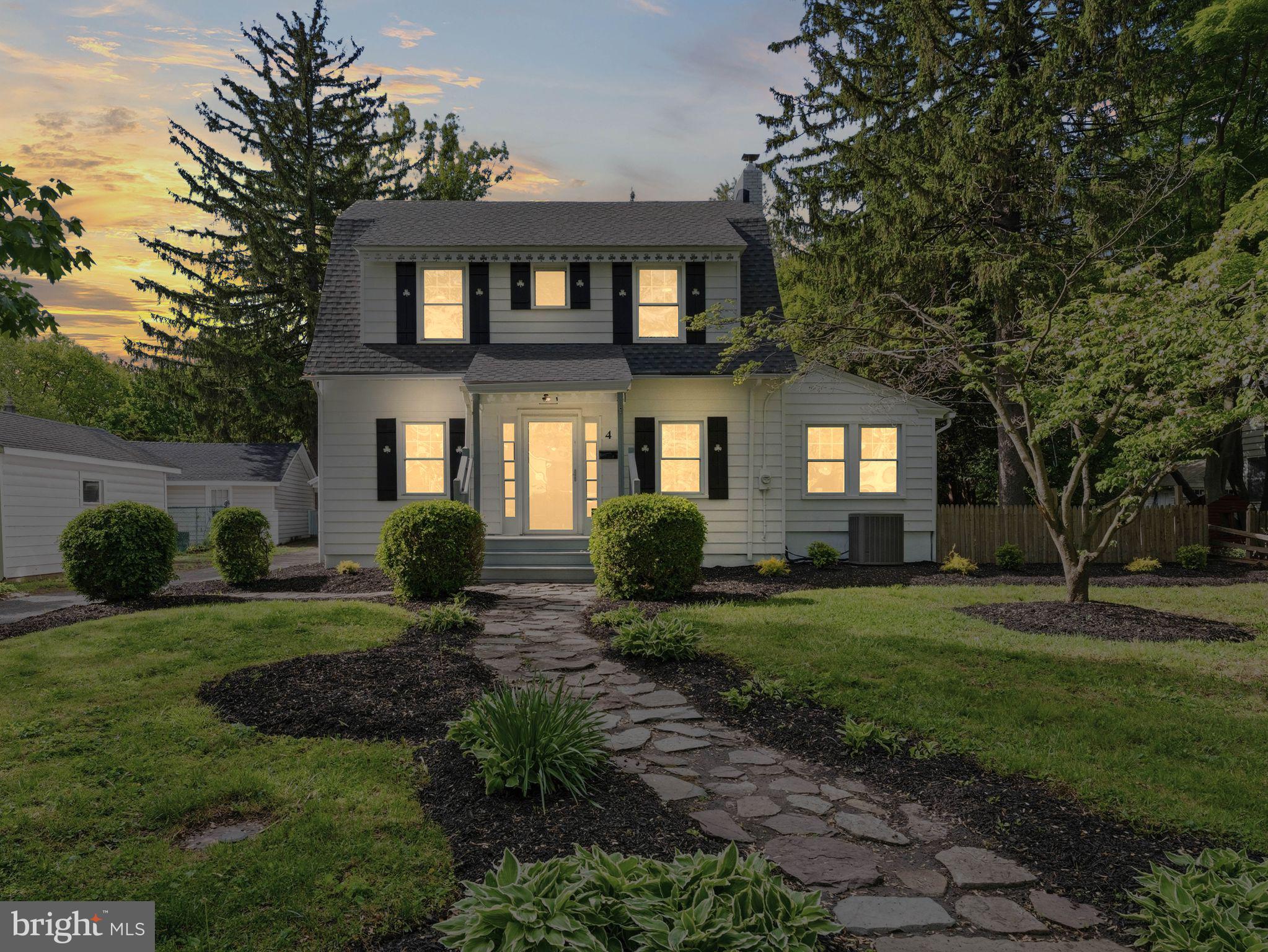 4 2nd Street Riverton, NJ 08077 - Photo 2 of 45