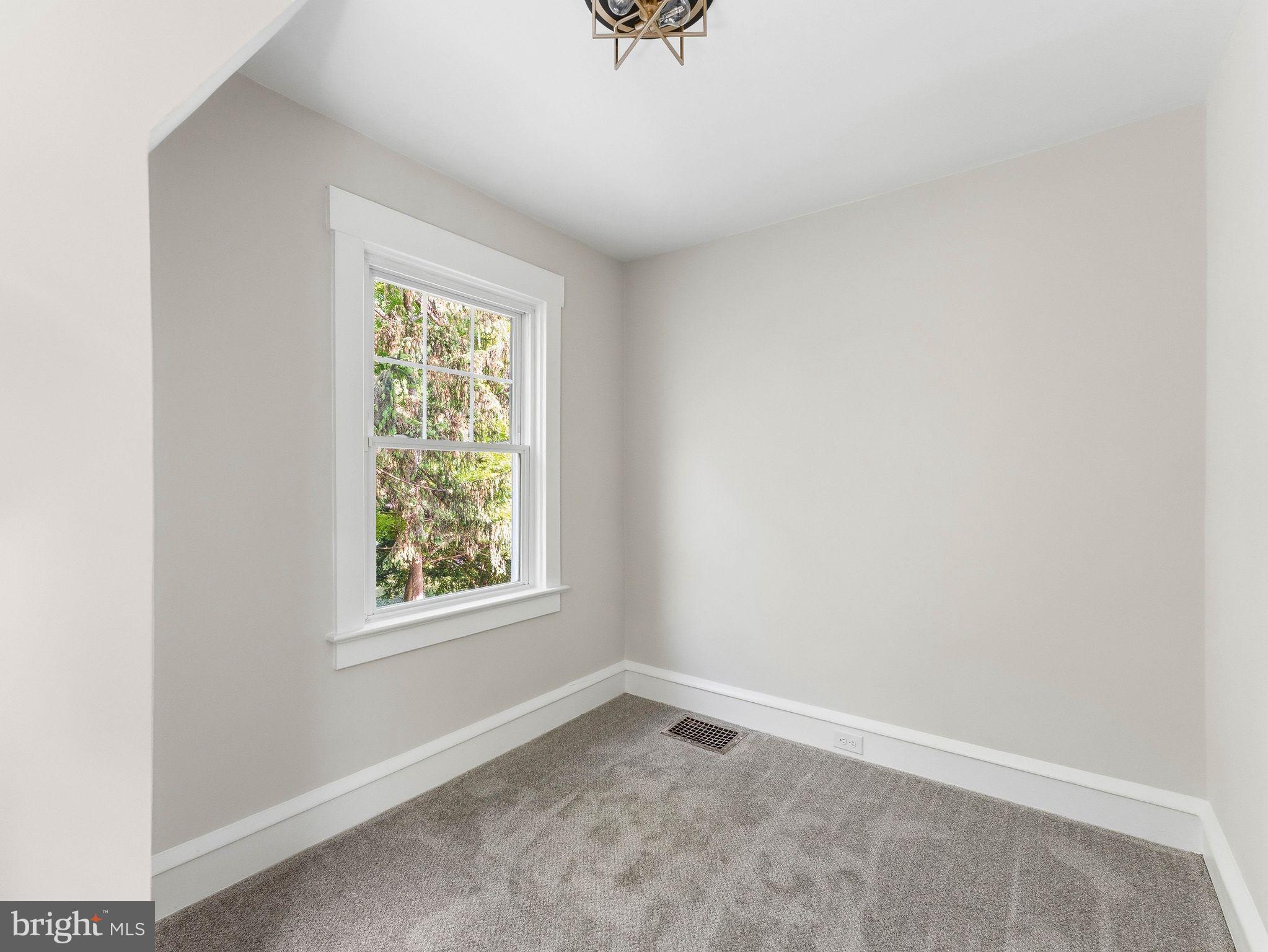 4 2nd Street Riverton, NJ 08077 - Photo 26 of 45