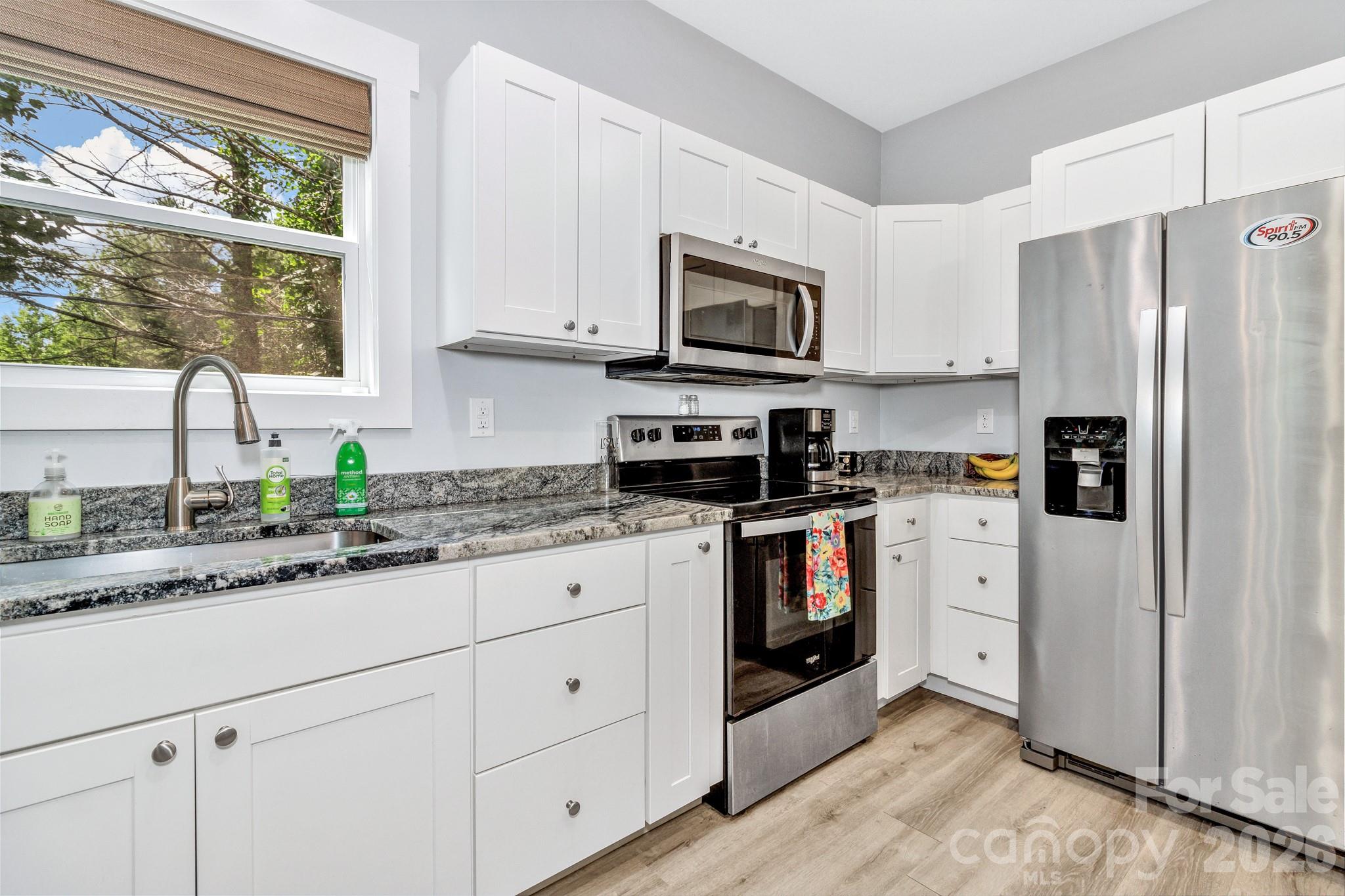 330 Old County Home Road Asheville, NC 28806 - Photo 10 of 29