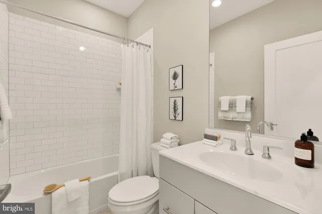 $895,000 | 3052 7th Street Northeast, Washington, DC 20017