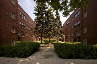 $2,110 | 734 West Aldine Avenue, Unit 3S, Chicago, IL 60657