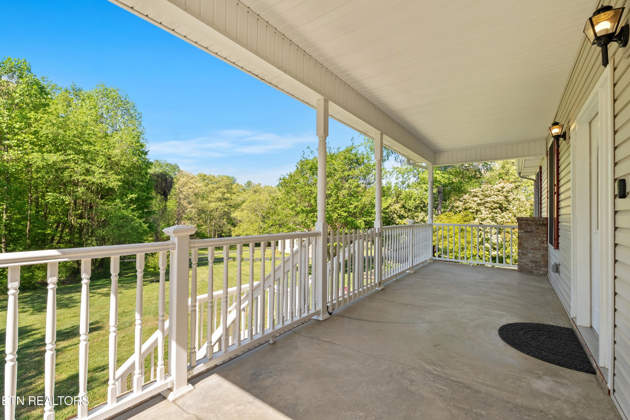 204 David Road Clinton, TN 37716 - Photo 4 of 38 Gallery Image 4