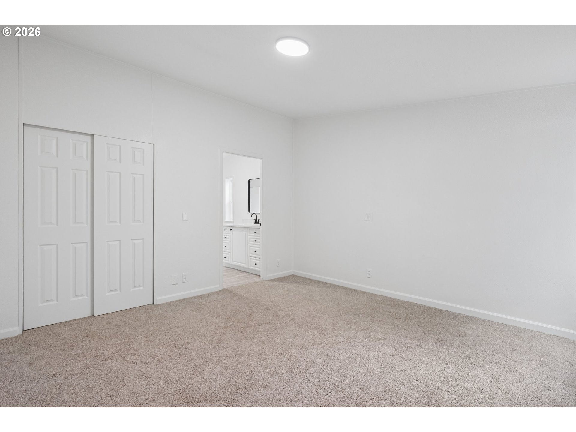12420 Southeast Bush Street, Unit 1 Portland, OR 97236 - Photo 26 of 33