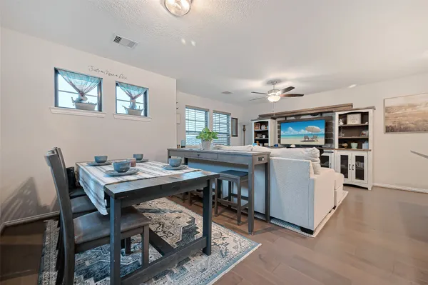 $300,000 | 27946 Western Creek, Katy, TX 77494