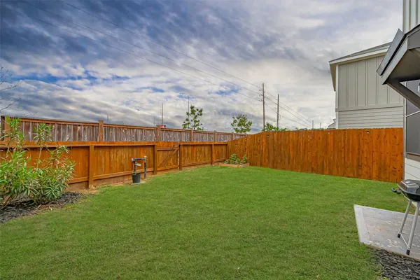 $300,000 | 27946 Western Creek, Katy, TX 77494