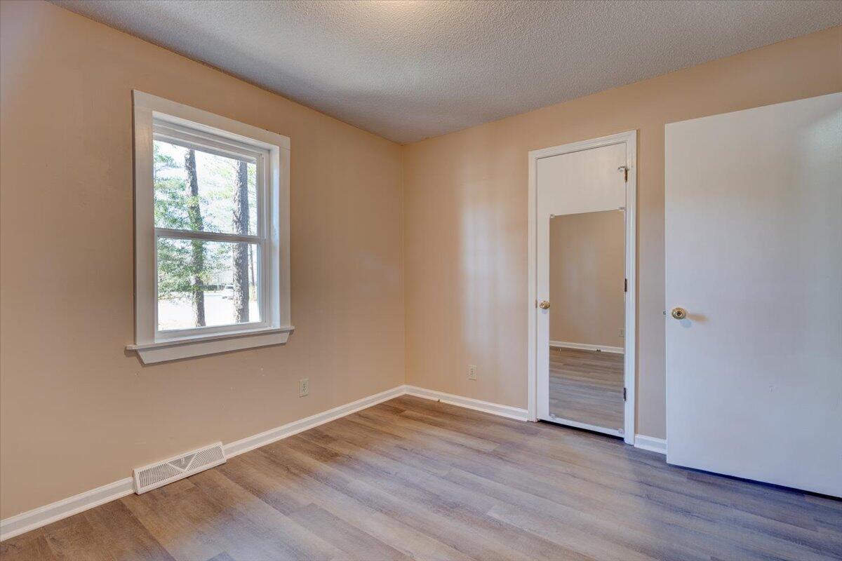 444 Academy Road Walterboro, SC 29488 - Photo 20 of 34 Guest Room #1