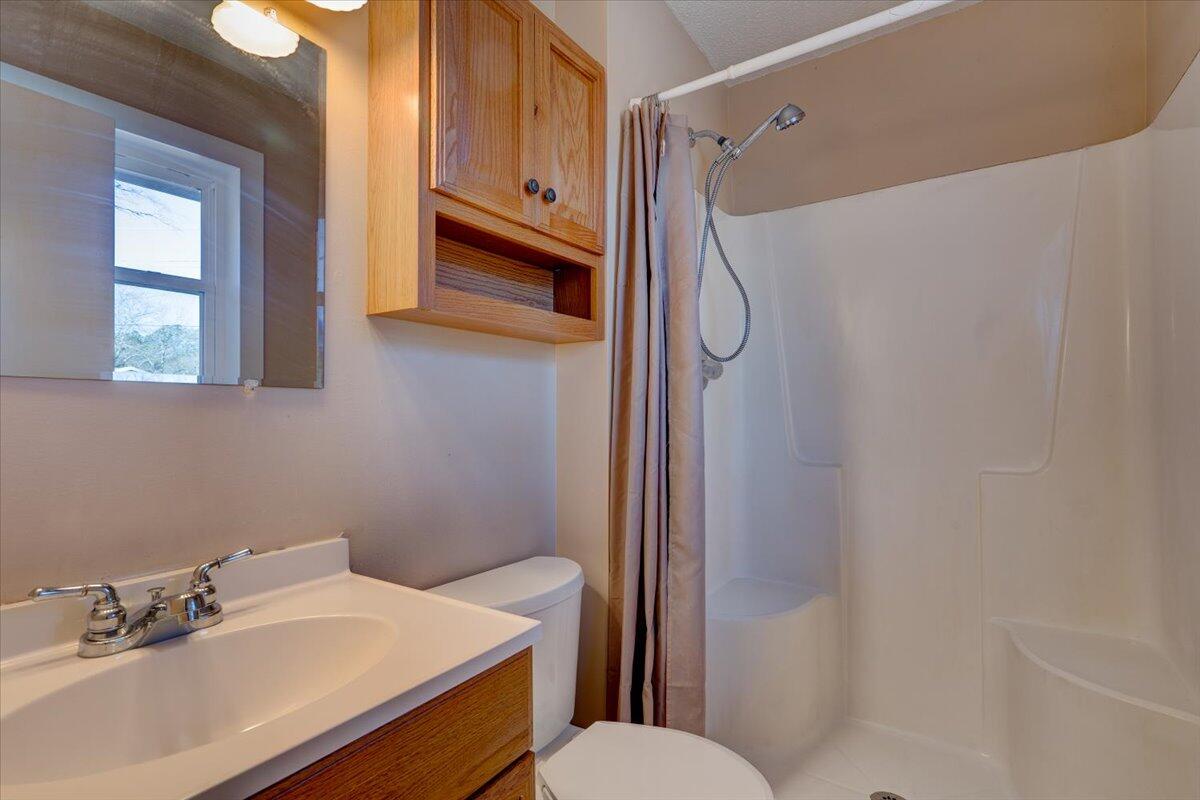 444 Academy Road Walterboro, SC 29488 - Photo 29 of 34 Ensuite