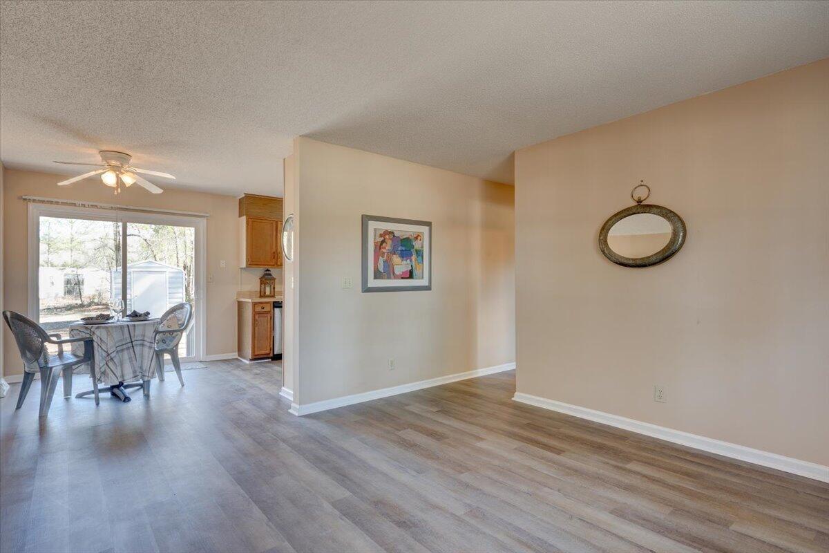 444 Academy Road Walterboro, SC 29488 - Photo 6 of 34 Dining Area