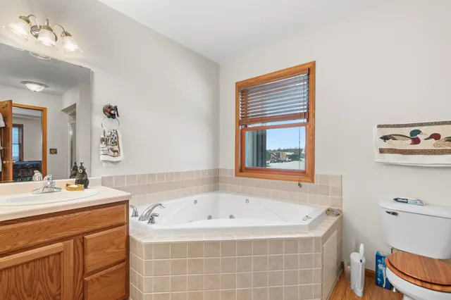 $418,000 | 266 Oakbrook Drive, Wisconsin Dells, WI 53965