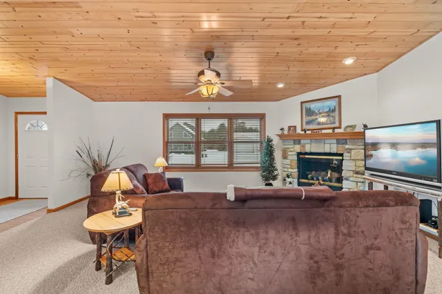 $418,000 | 266 Oakbrook Drive, Wisconsin Dells, WI 53965