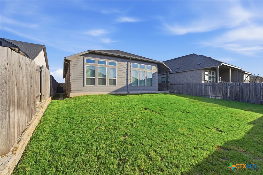 369 Durian Loop Buda, TX 78610 - Photo 38 of 43