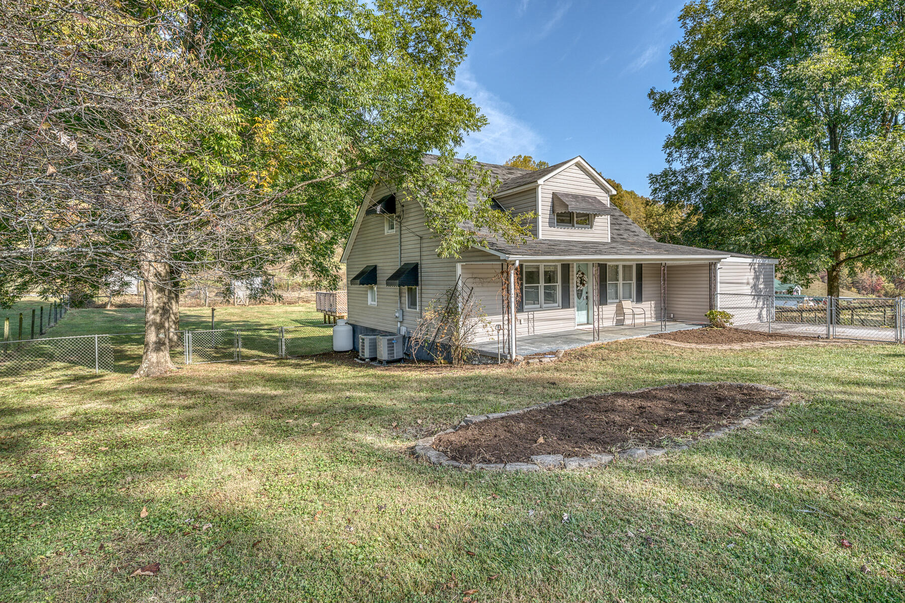 16517 Rich Valley Road Abingdon, VA 24210 - Photo 2 of 52 FRONT LEFT