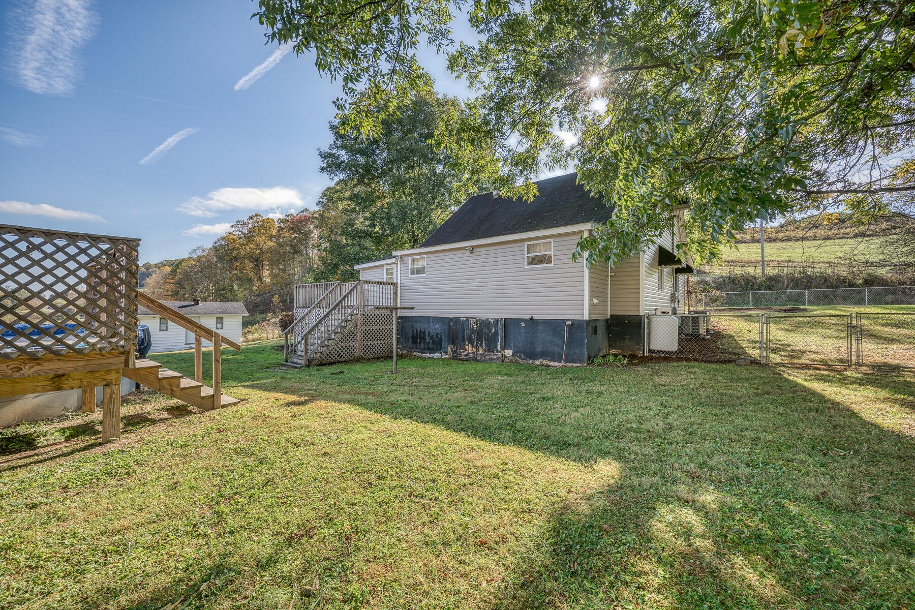 16517 Rich Valley Road Abingdon, VA 24210 - Photo 29 of 52 BACK OF HOME
