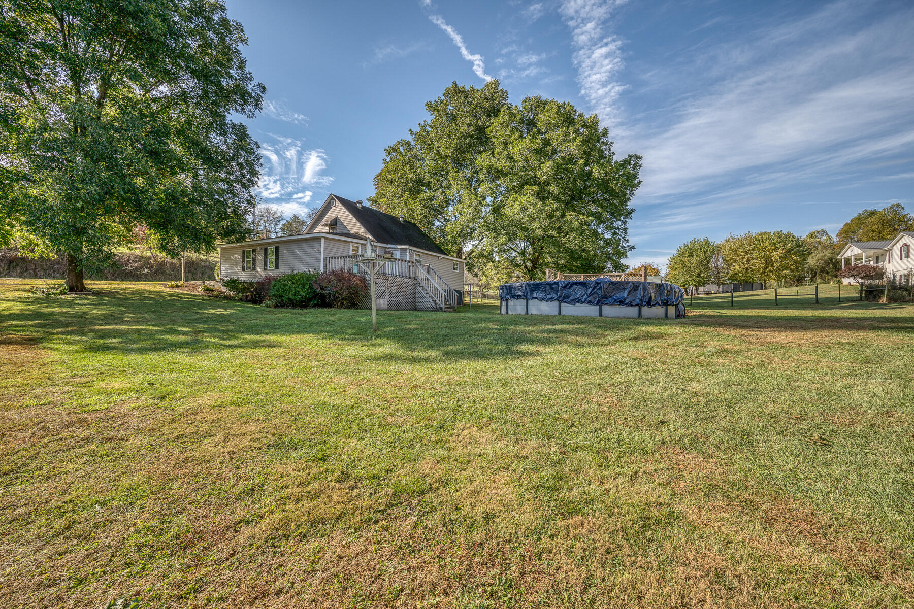 16517 Rich Valley Road Abingdon, VA 24210 - Photo 30 of 52 BACK LEFT VIEW