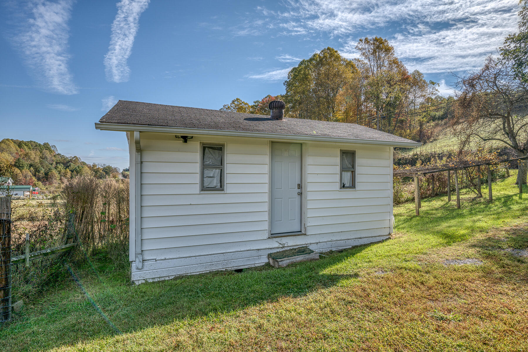 16517 Rich Valley Road Abingdon, VA 24210 - Photo 33 of 52 OFFICE AREA
