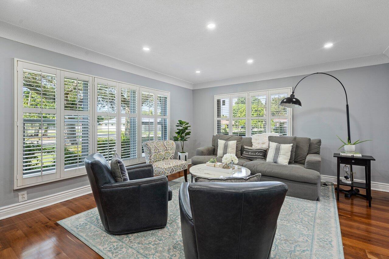 900 Southwest 16th Street Boca Raton, FL 33486 - Photo 13 of 26 007-900Southwest16thStreet-BocaRaton-FL-