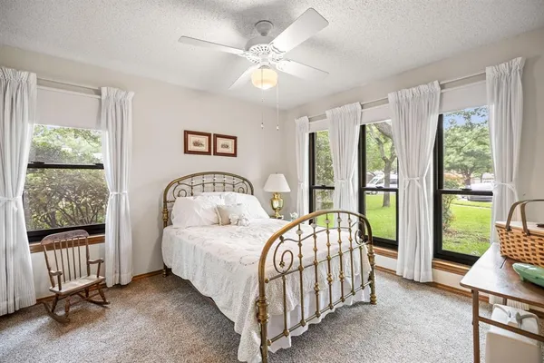 $450,000 | 2036 Parkridge Court, Hurst, TX 76054
