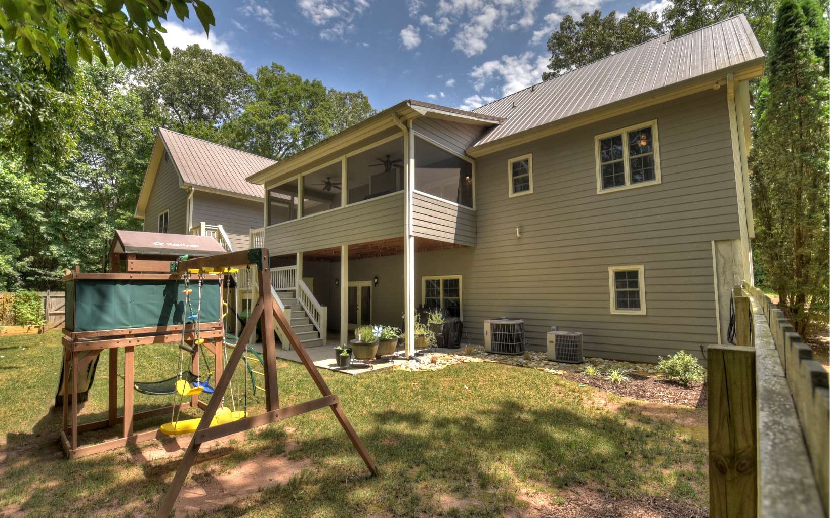 2541 Mountain Tops Road Blue Ridge, GA 30513 - Photo 2 of 32 Additional View