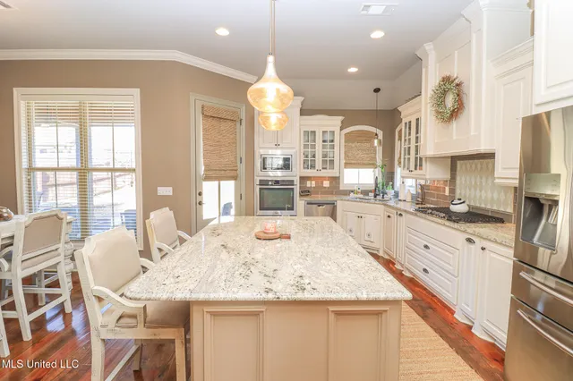 $360,000 | 704 Prosperity Crossing, Flowood, MS 39232