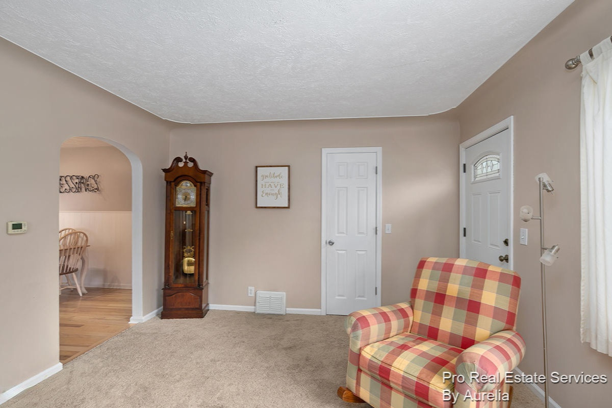 1114 Port Sheldon Street Jenison, MI 49428 - Photo 6 of 31 IMG_1005
