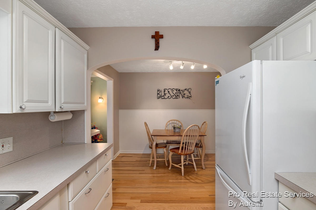 1114 Port Sheldon Street Jenison, MI 49428 - Photo 10 of 31 IMG_1009