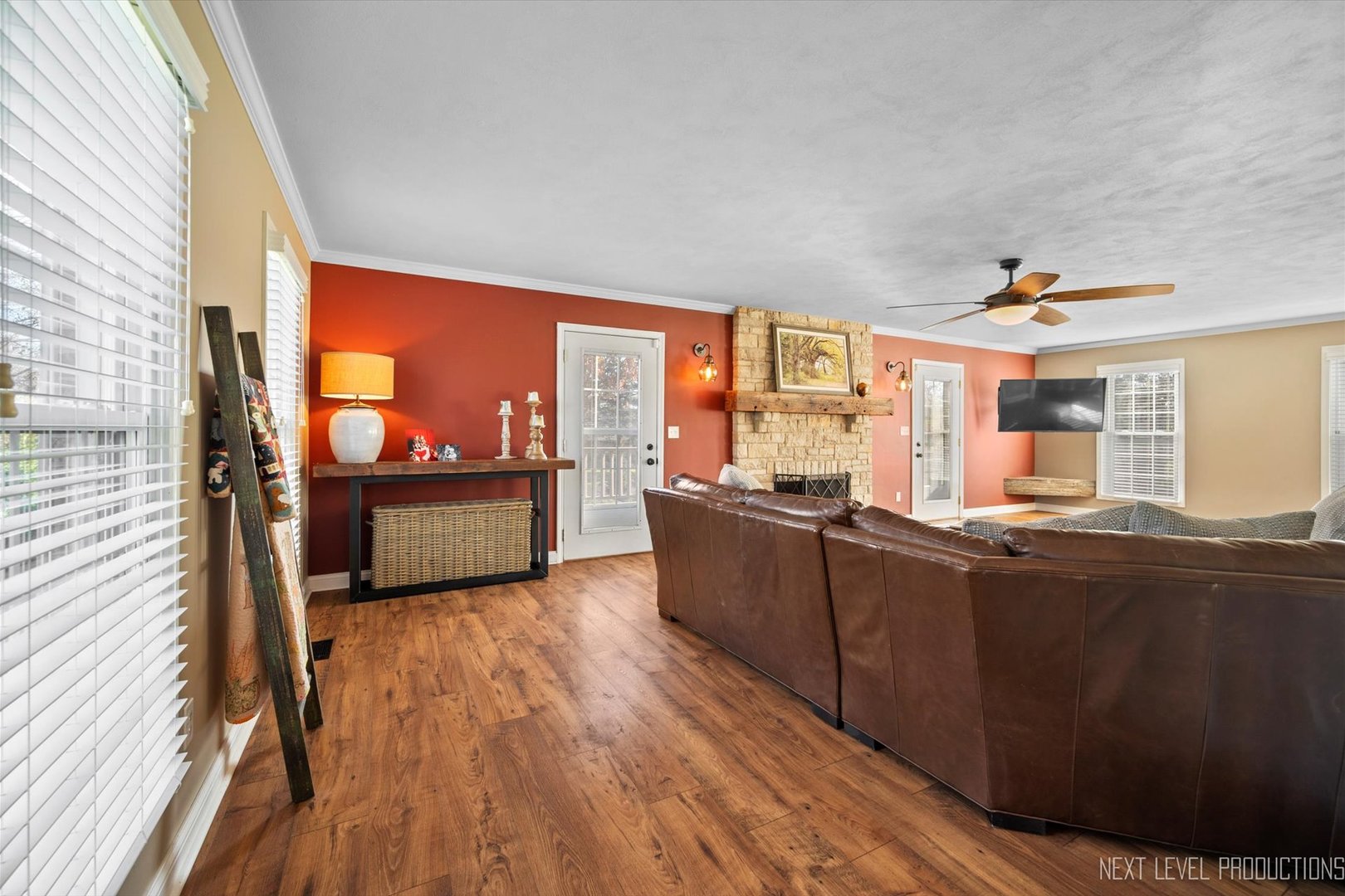 115 Thornhill Farm Road St. Charles, IL 60175 - Photo 5 of 37