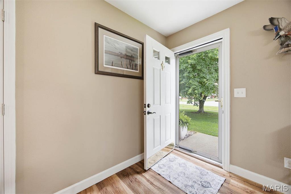 2210 Broadway Highland, IL 62249 - Photo 6 of 41