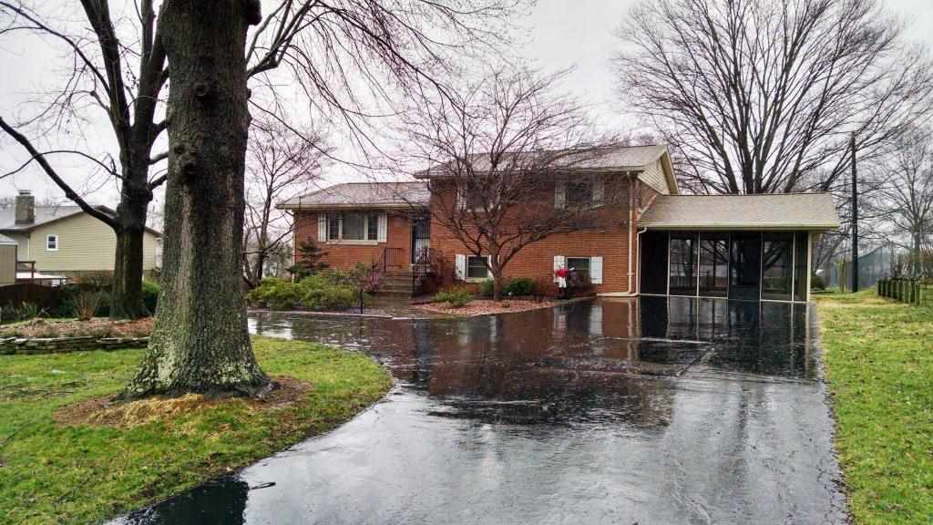 7009 Old State Road Evansville, IN 47711 - Photo 1 of 21 Gallery Image 1