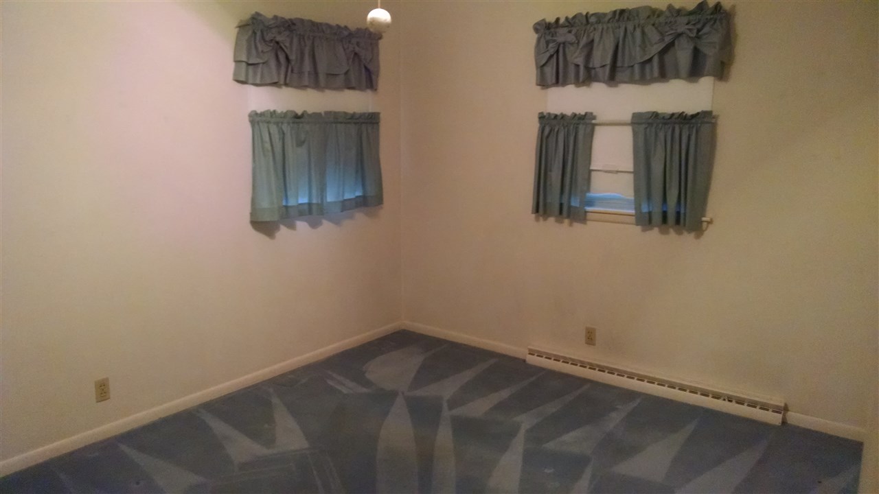 7009 Old State Road Evansville, IN 47711 - Photo 13 of 21 Gallery Image 13