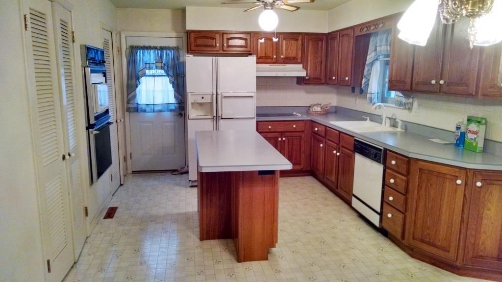 7009 Old State Road Evansville, IN 47711 - Photo 10 of 21 Gallery Image 10