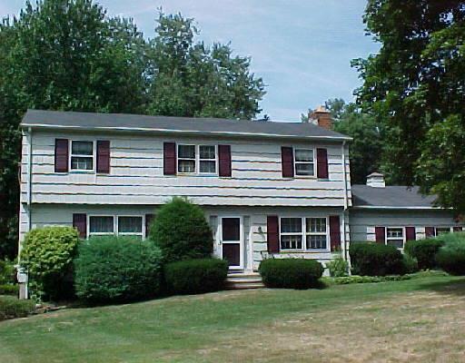 89 Stoneleigh Road Trumbull, CT 06611 - Photo 1 of 1