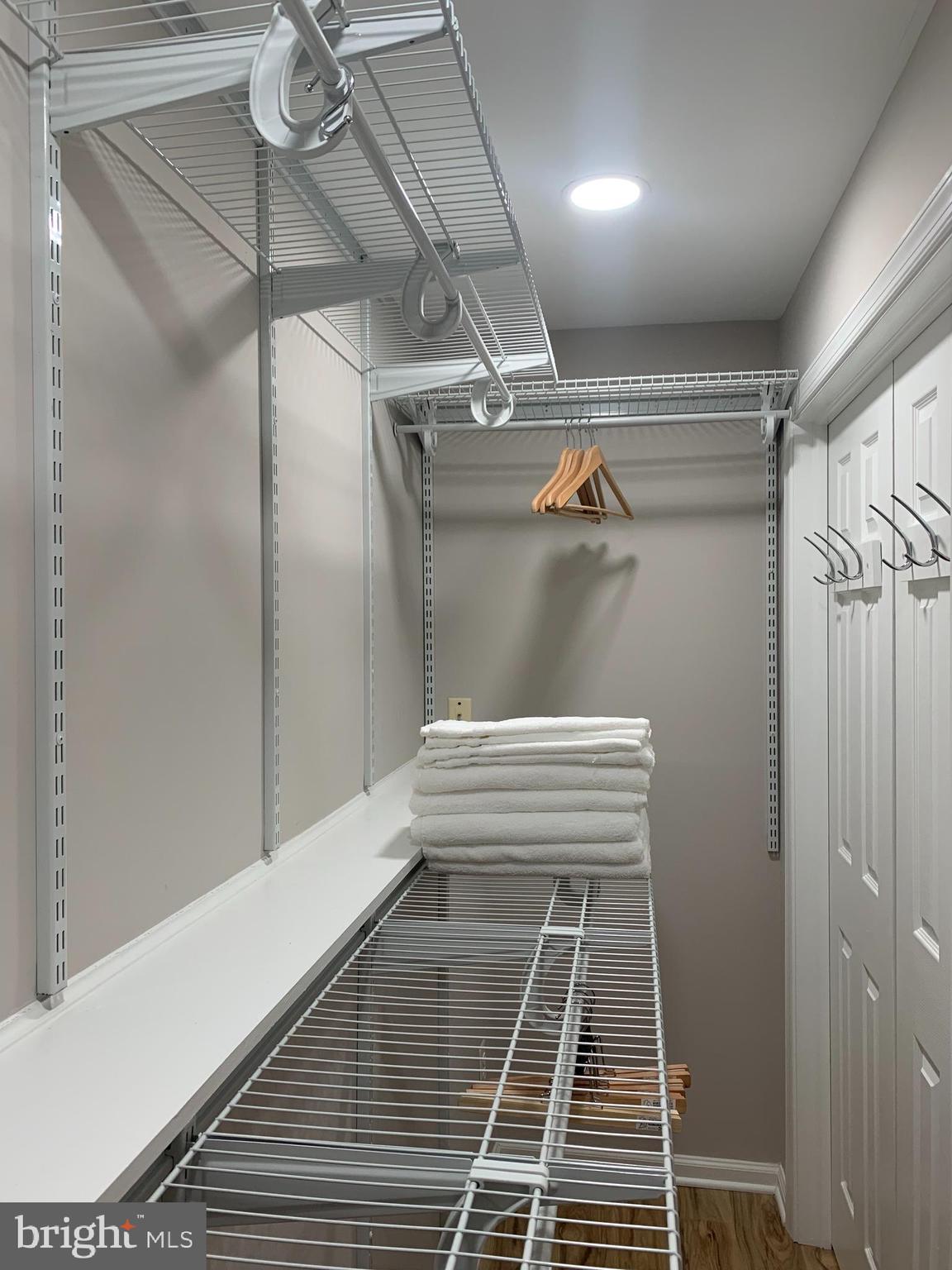 14253 Glade Spring Drive Centreville, VA 20121 - Photo 15 of 21