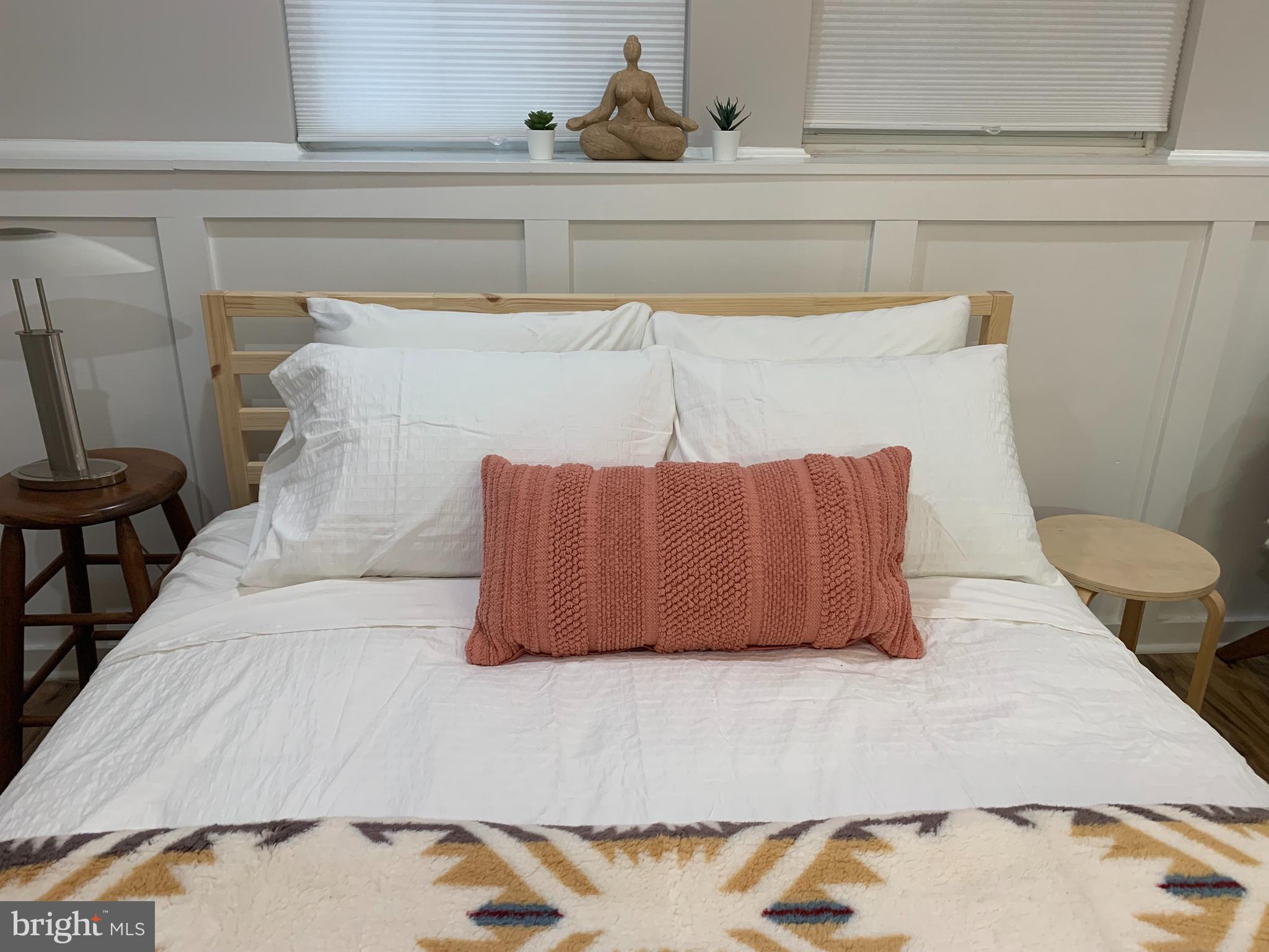 14253 Glade Spring Drive Centreville, VA 20121 - Photo 3 of 21