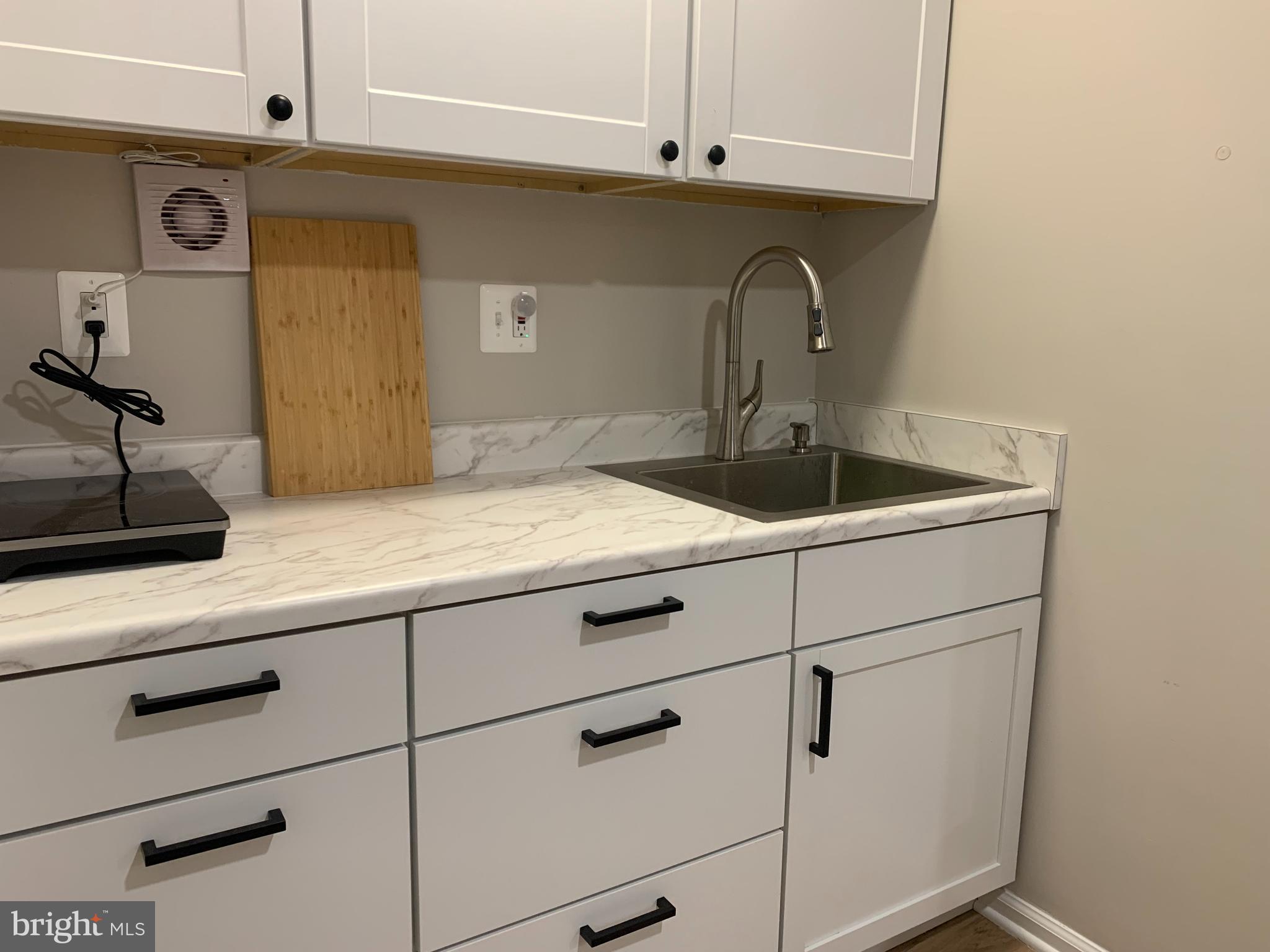 14253 Glade Spring Drive Centreville, VA 20121 - Photo 9 of 21