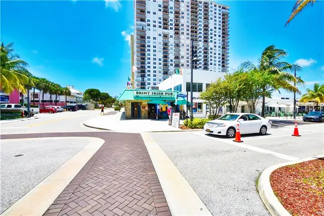 $2,500 | 111 Briny Avenue, Unit 410, Pompano Beach, FL 33062
