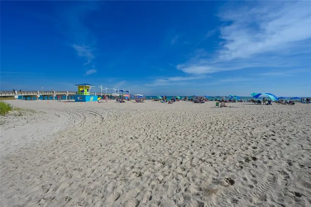 $2,500 | 111 Briny Avenue, Unit 410, Pompano Beach, FL 33062