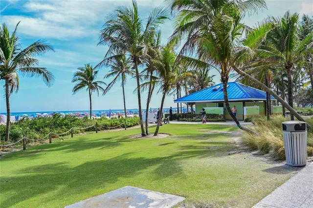 $2,500 | 111 Briny Avenue, Unit 410, Pompano Beach, FL 33062