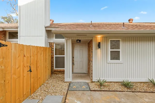 $279,000 | 4813 Via Ventura, Mesquite, TX 75150