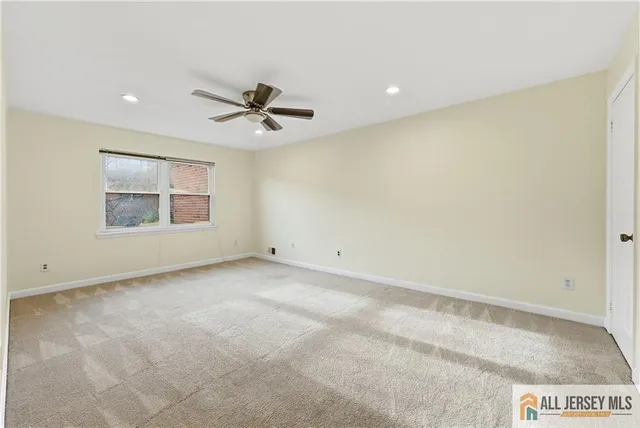 $425,000 | 133 Beverly Hills Terrace, Unit G, Woodbridge, NJ 07095