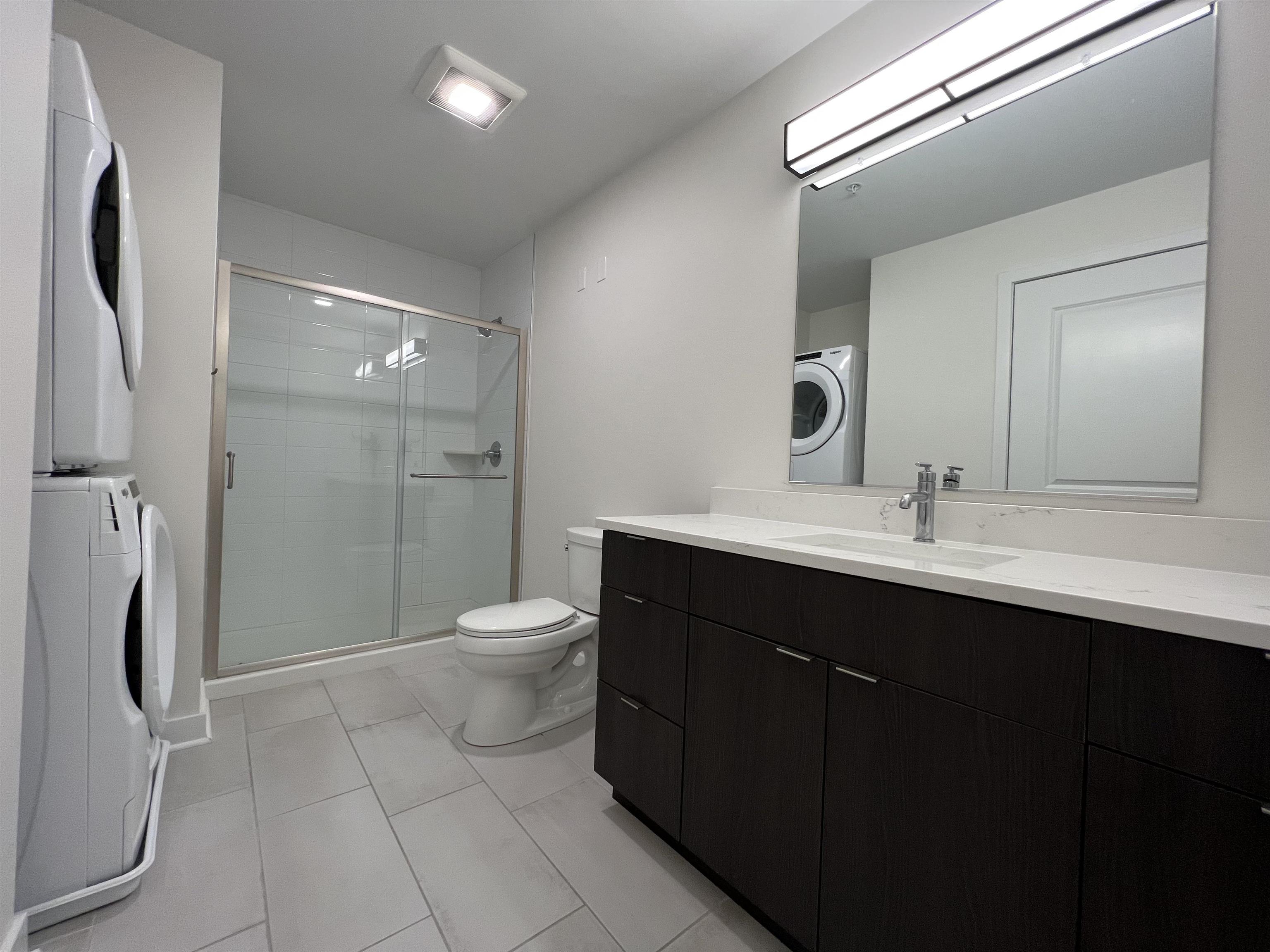 69 Etna Road, Unit 221 Lebanon, NH 03766 - Photo 3 of 30 Gallery Image 3