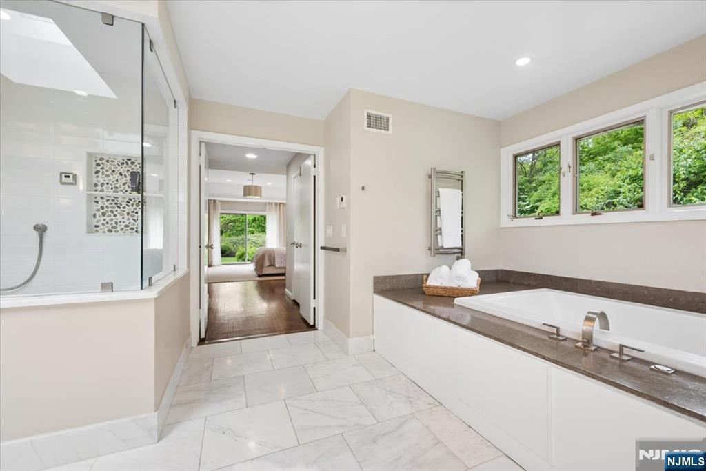 39 Eagle Nest Road Morris Township, NJ 07960 - Photo 25 of 43