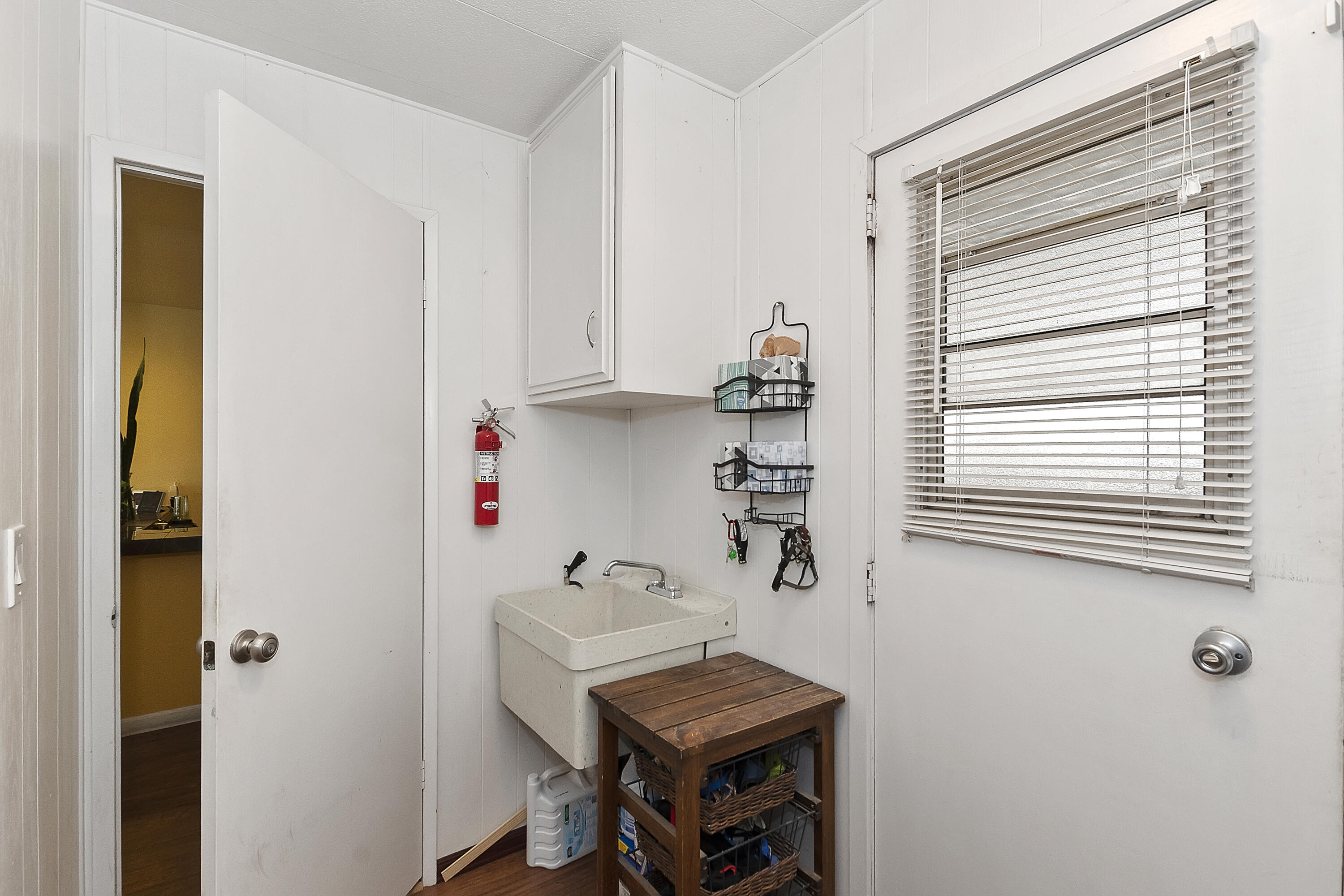 85 Athens Street Rancho Mirage, CA 92270 - Photo 25 of 27 028_Laundry room