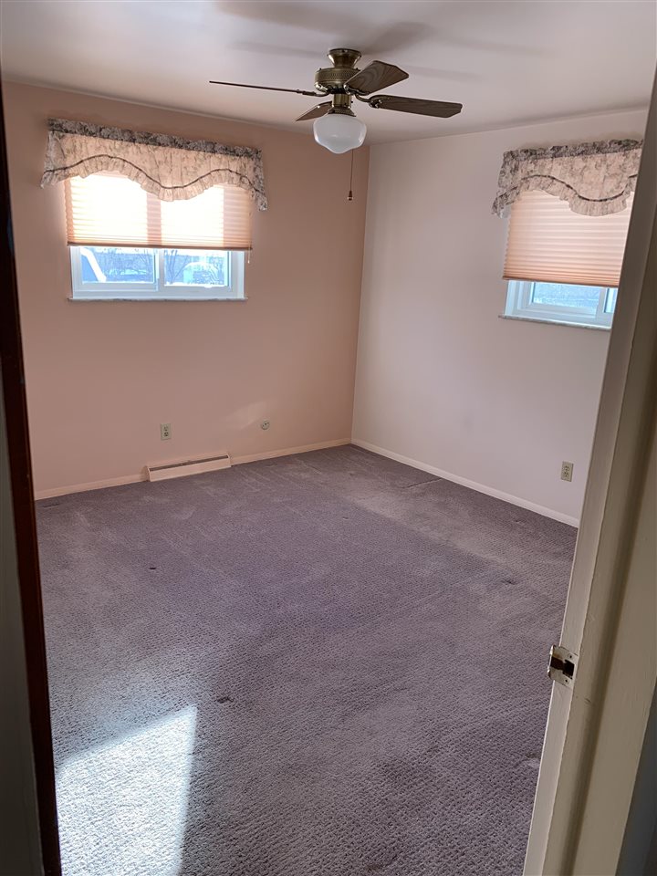 1437 Williamsburg Road Flint, MI 48507 - Photo 15 of 19 Gallery Image 15