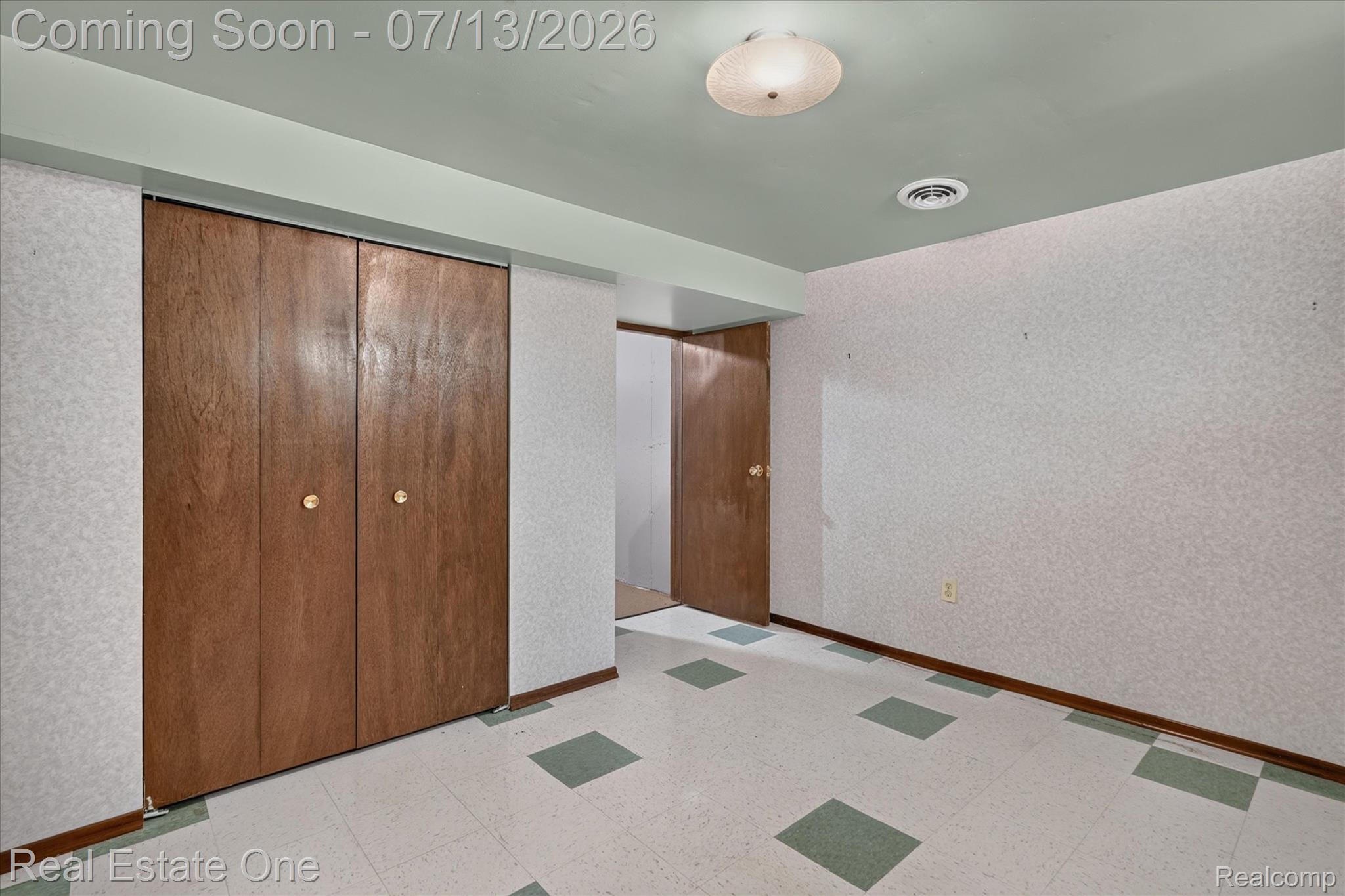 6039 Fish Lake Road Holly, MI 48442 - Photo 36 of 70 Bonus finished room in the basement was a wine tasting room what would you make it?