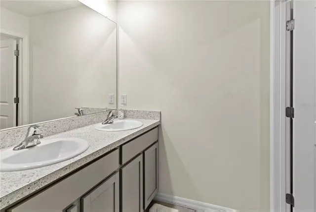 $2,600 | 12262 Kingsley Trail, Parrish, FL 34219